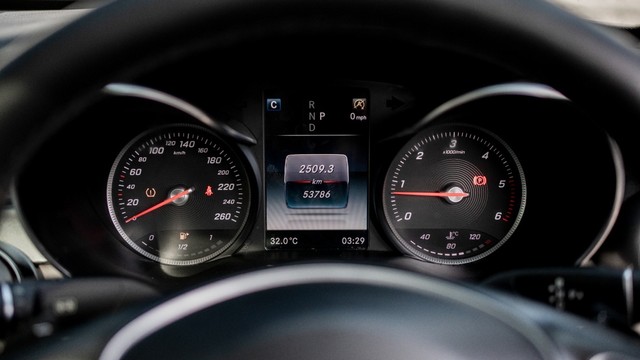 Second-hand 2017 Mercedes-Benz C-Class C 220 CDI Avantgarde for sale in New Delhi-9