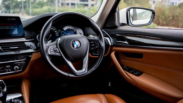 Second-hand 2019 BMW 5 Series 520d Luxury Line for sale in New Delhi-21