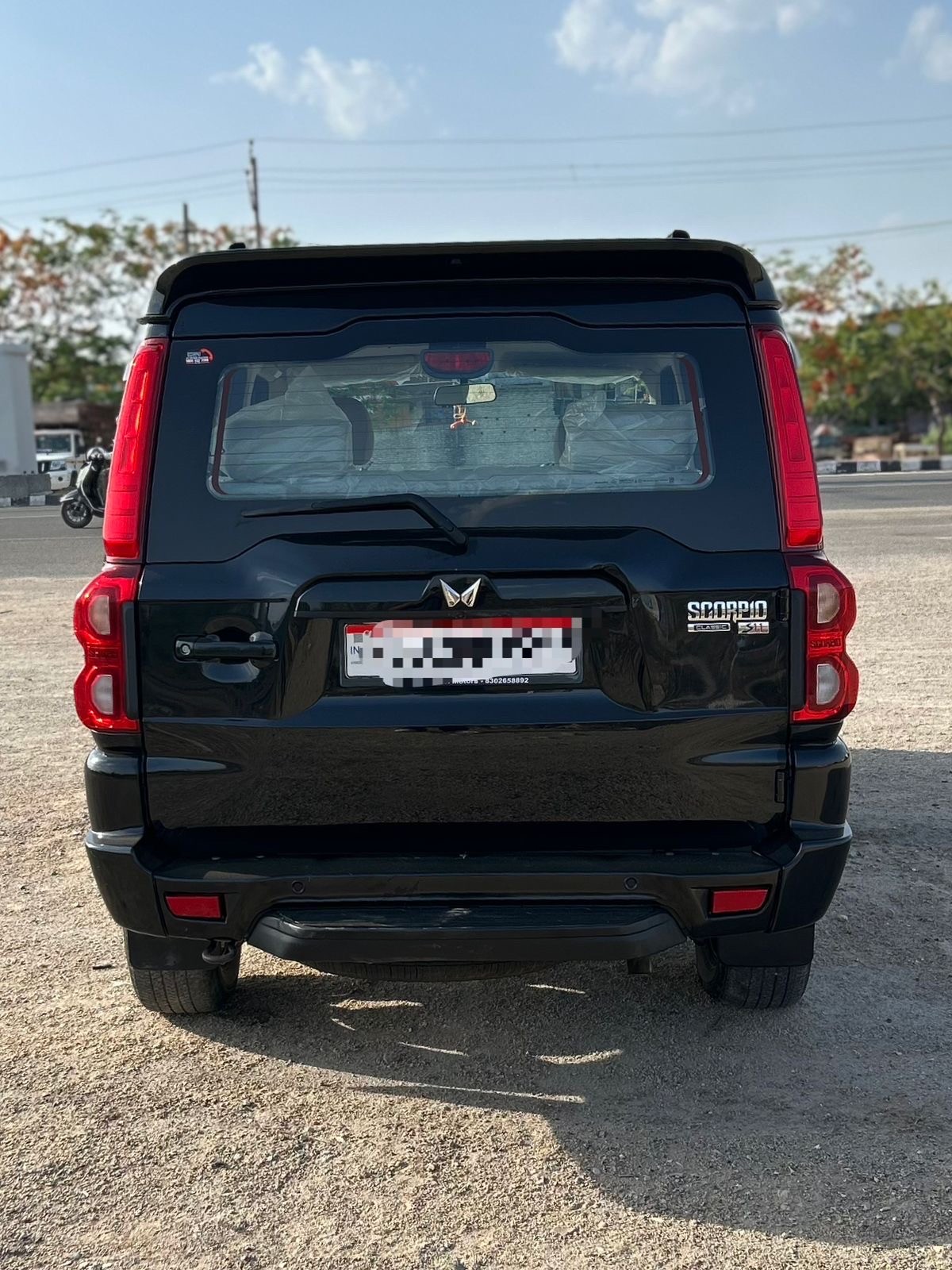 Buy Used Mahindra Scorpio S 11 7CC of 2023 model @ 16,75,000 INR in ...
