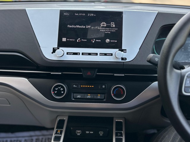 Kia Carens Prestige Second-hand 2024 Kia Carens Prestige for sale in Kota-8