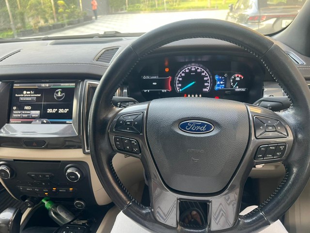 Ford Endeavour 3.2 Titanium AT 4X4 Second-hand 2016 Ford Endeavour 3.2 Titanium AT 4X4 for sale in New Delhi-2