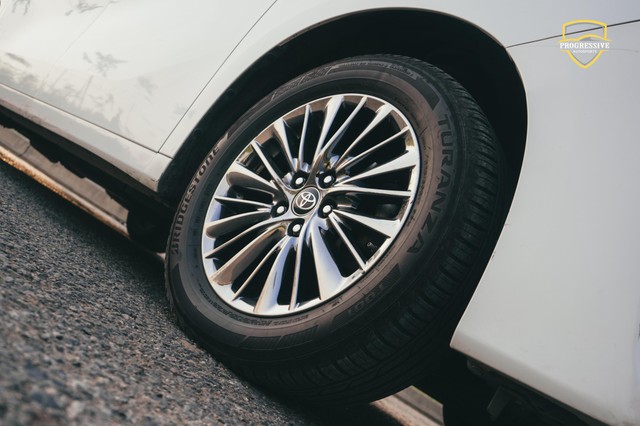 Second-hand 2022 Toyota Vellfire Executive Lounge BSVI for sale in New Delhi-6