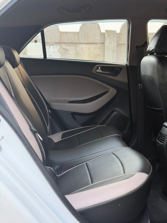 Hyundai i20 Asta 1.2 Second-hand 2015 Hyundai i20 Asta 1.2 for sale in Rajkot-14