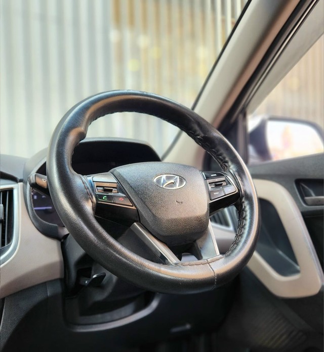 Second-hand 2015 Hyundai Creta 1.4 CRDi Base for sale in Surat-11