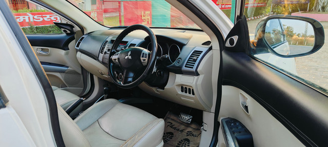 Mitsubishi Outlander 2.4 Second-hand 2011 Mitsubishi Outlander 2.4 for sale in Hansi-12