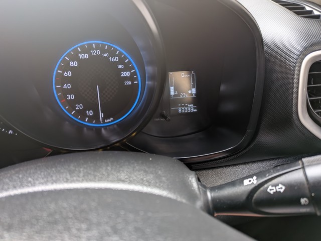 Second-hand 2022 Hyundai Venue S Plus for sale in Surat-11