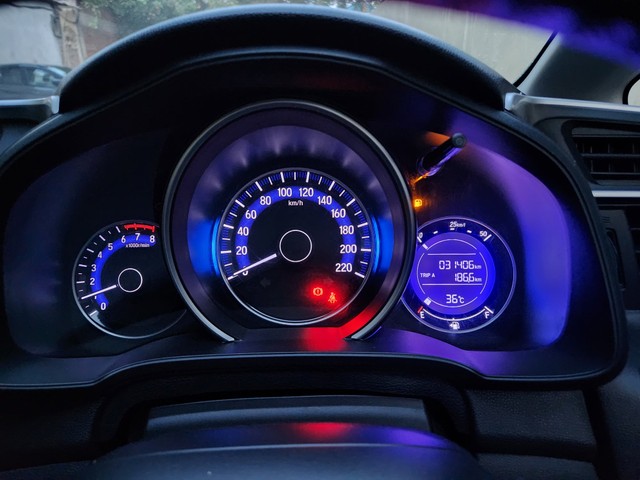 Second-hand 2019 Honda WR-V i-VTEC VX for sale in New Delhi-5