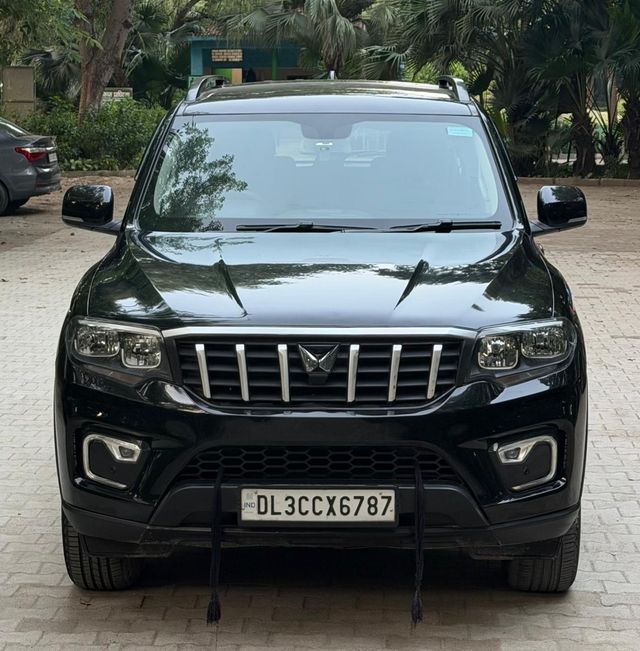 Mahindra Scorpio N Z4 Second-hand 2023 Mahindra Scorpio N Z4 for sale in New Delhi