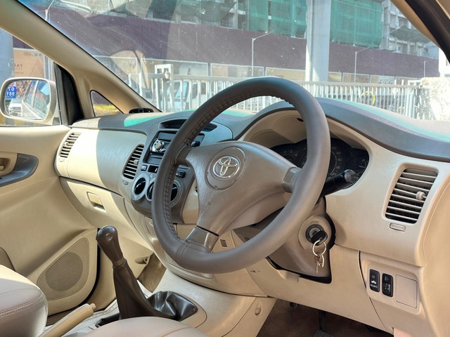 Second-hand 2008 Toyota Innova 2.5 G (Diesel) 7 Seater BS III for sale in Mumbai-13