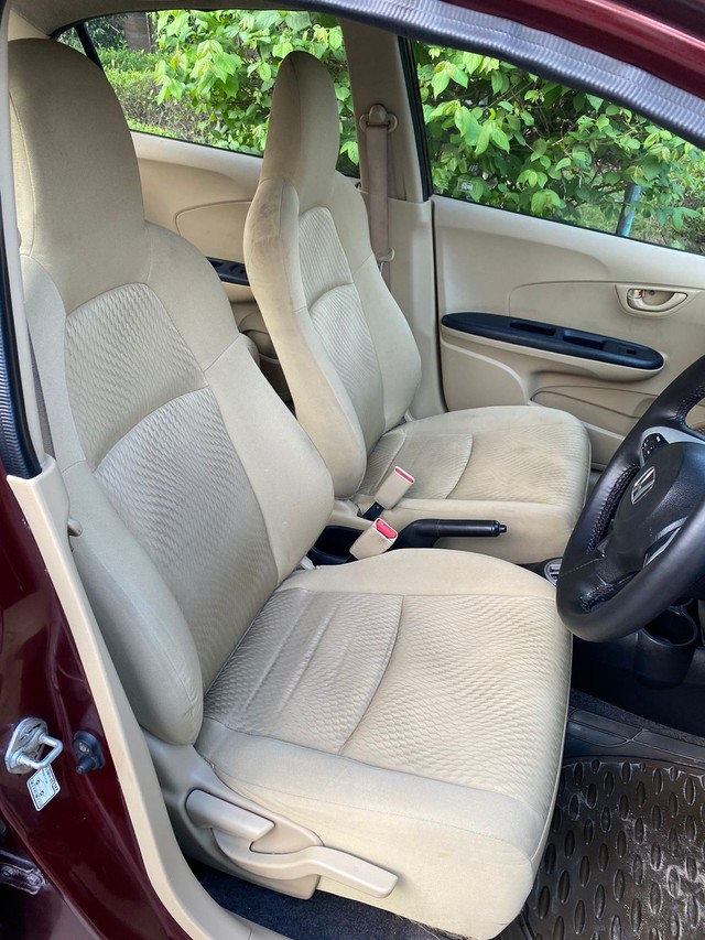 Honda Amaze S AT i-Vtech Second-hand 2015 Honda Amaze S AT i-Vtech for sale in New Delhi-11