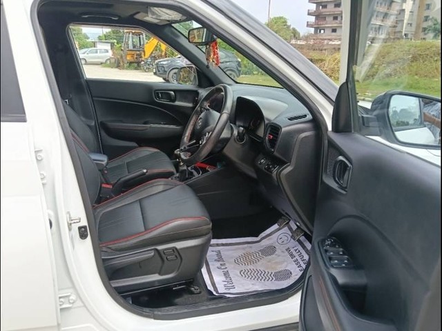 Second-hand 2023 Hyundai Venue SX Opt Knight Turbo for sale in Dehradun-7