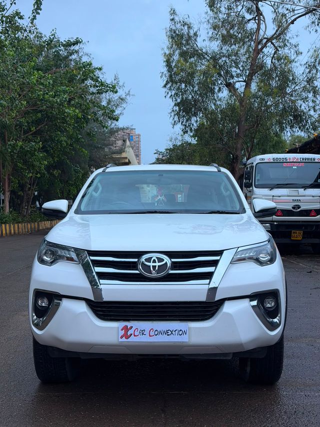 Toyota Fortuner 2.8 2WD AT BSIV Second-hand 2018 Toyota Fortuner 2.8 2WD AT BSIV for sale in Mumbai