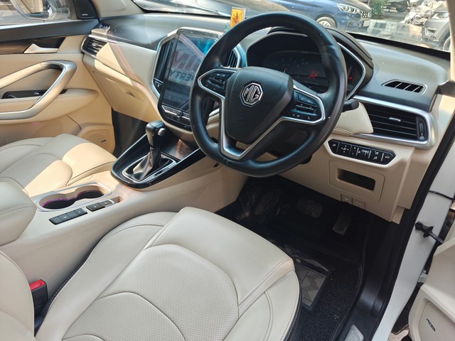Second-hand 2022 MG Hector Sharp CVT for sale in New Delhi-8