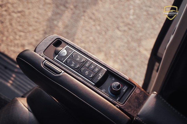 Second-hand 2022 Toyota Vellfire Executive Lounge BSVI for sale in New Delhi-8