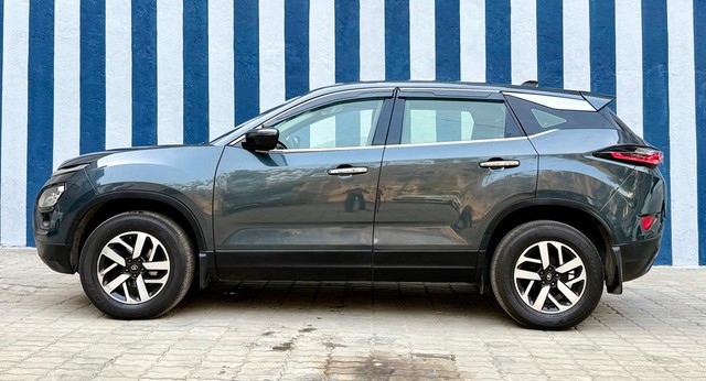 Second-hand 2020 Tata Harrier XZA Plus AT BSVI for sale in Surat-3
