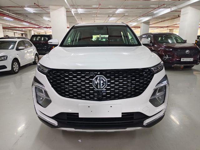 MG Hector Plus Sharp डीजल MT Second-hand 2022 MG Hector Plus Sharp डीजल MT for sale in Pune
