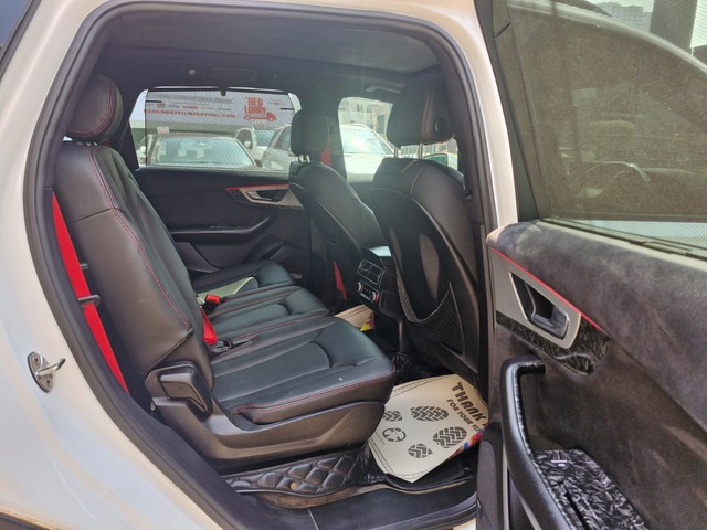 Second-hand 2016 Audi Q7 45 TDI Quattro Technology for sale in Mumbai-11