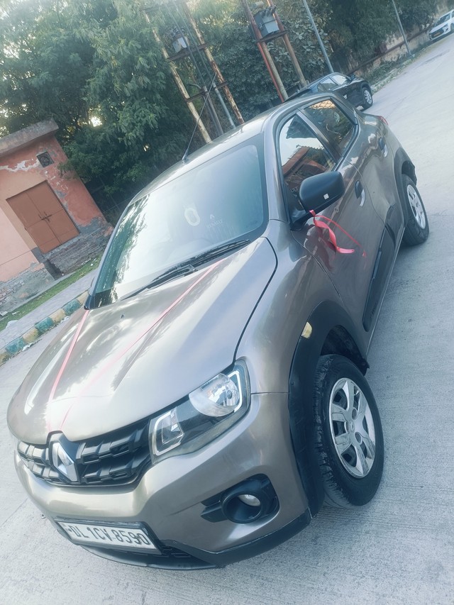 Second-hand 2017 Renault KWID 1.0 RXT for sale in Noida-15