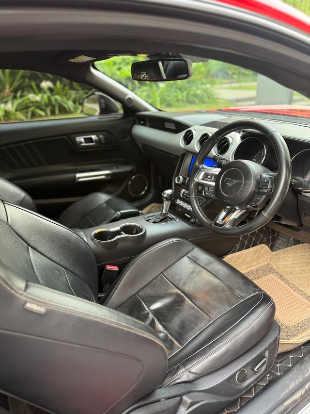 Second-hand 2016 Ford Mustang V8 for sale in Mumbai-16