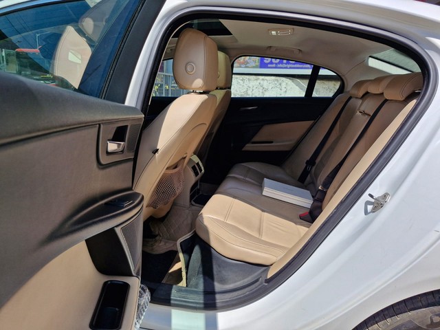 Jaguar XE 2.0L Diesel Prestige Second-hand 2018 Jaguar XE 2.0L Diesel Prestige for sale in Mumbai-10