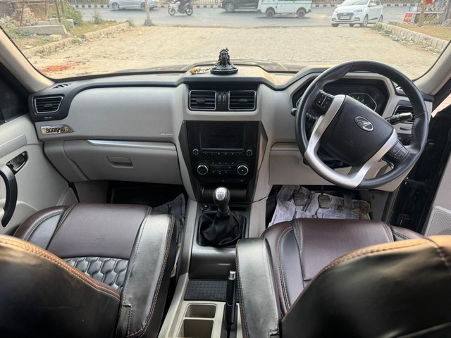 Second-hand 2022 Mahindra Scorpio S11 for sale in Dehradun-9