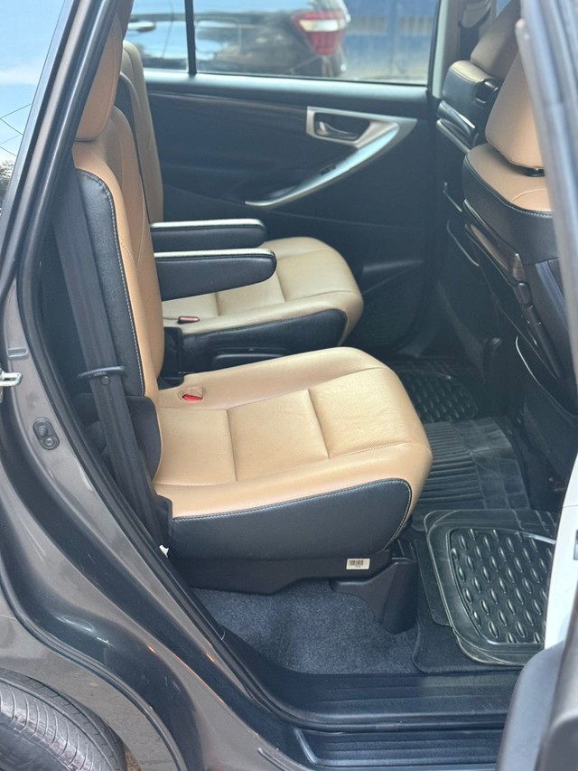 Second-hand 2021 Toyota Innova Crysta 2.4 GX 7 STR AT for sale in New Delhi-10