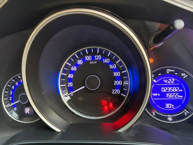 Second-hand 2016 Honda Jazz 1.2 V AT i VTEC for sale in New Delhi-14