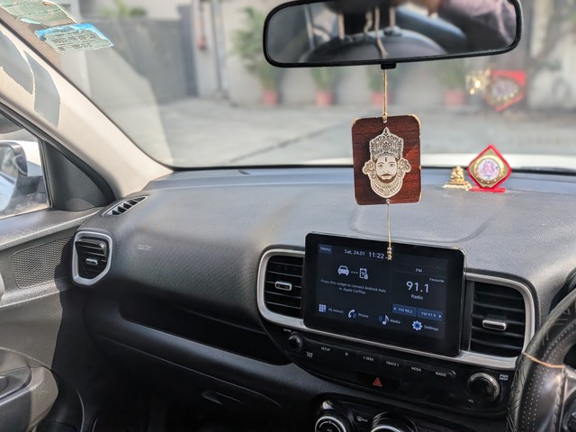 Second-hand 2022 Hyundai Venue S Plus for sale in Surat-10