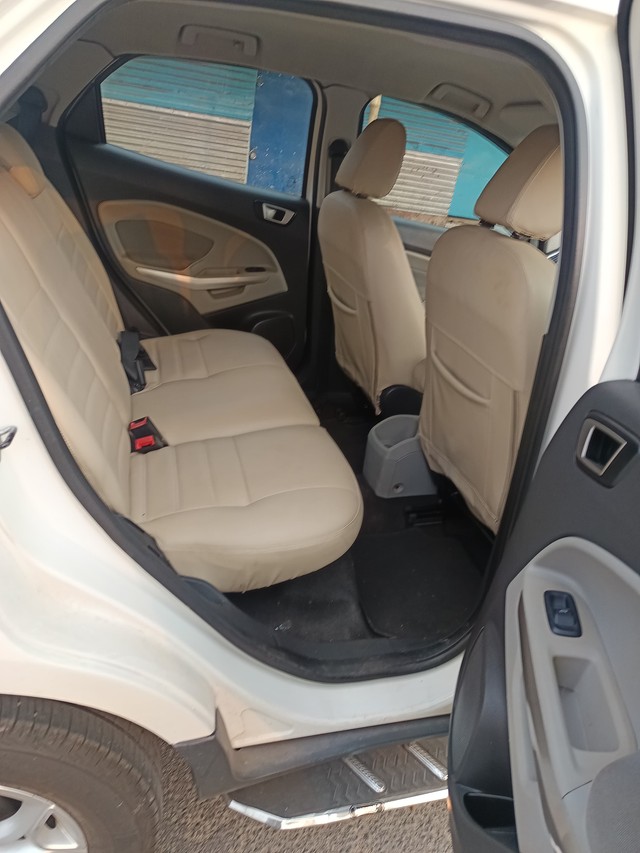 Ford Ecosport 1.5 DV5 MT Titanium Second-hand 2014 Ford Ecosport 1.5 DV5 MT Titanium for sale in Kolkata-9