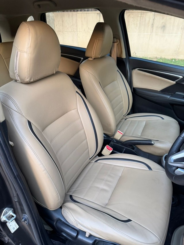 Second-hand 2016 Honda Jazz 1.2 V AT i VTEC for sale in New Delhi-9