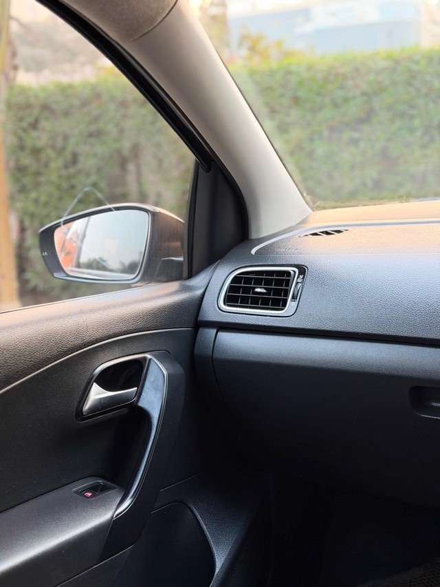 Second-hand 2018 Volkswagen Polo GT TSI for sale in Surat-14