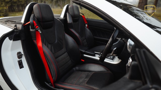 Second-hand 2018 Mercedes-Benz SLC AMG 43 Red Art for sale in New Delhi-3