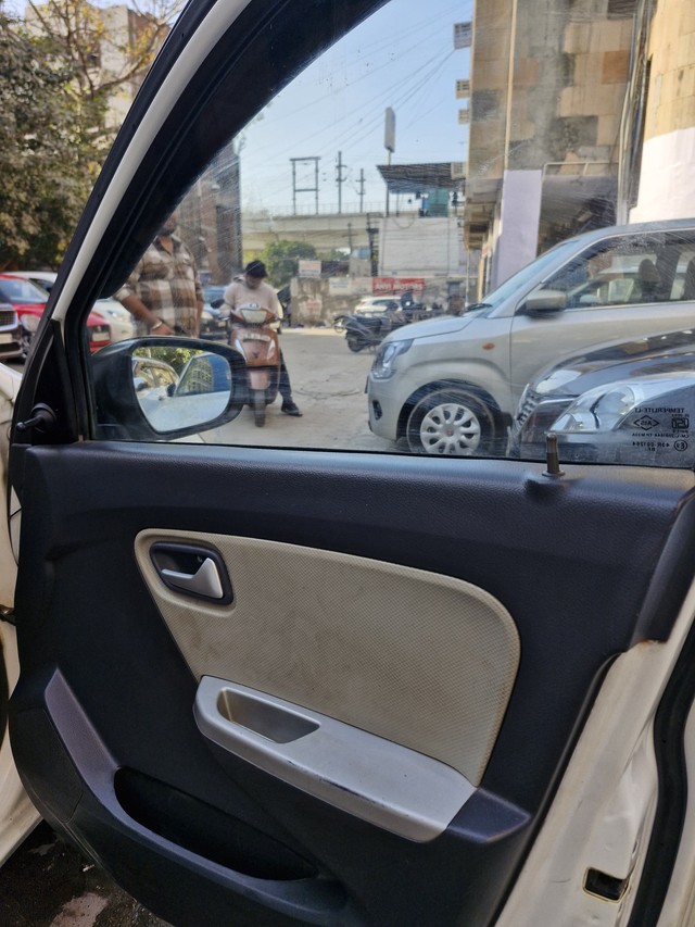 Maruti Alto K10 VXI Second-hand 2016 Maruti Alto K10 VXI for sale in New Delhi-6