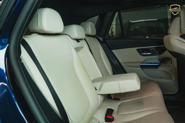 Mercedes-Benz GLC 300 Second-hand 2024 Mercedes-Benz GLC 300 for sale in New Delhi-6