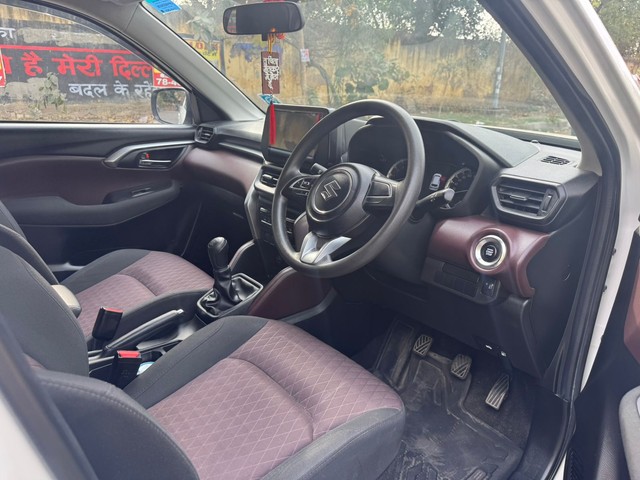 Second-hand 2024 Maruti Suzuki Grand Vitara Sigma for sale in New Delhi-9