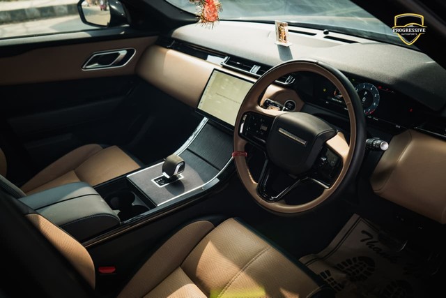 Second-hand 2024 Land Rover Range Rover Velar Dynamic HSE for sale in New Delhi-8