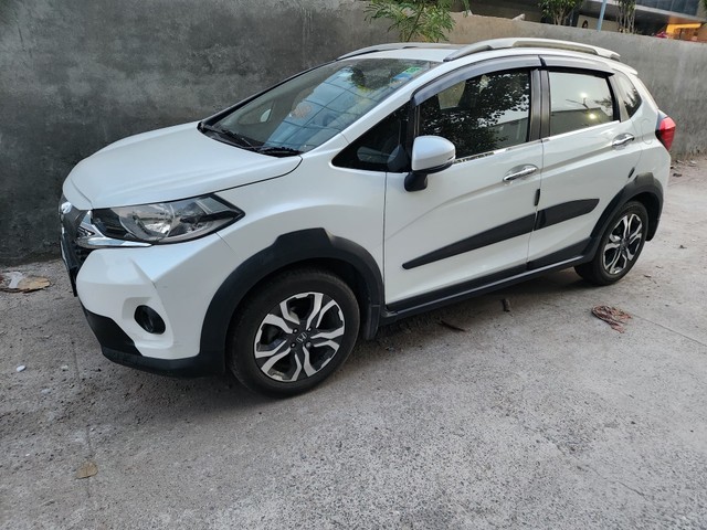 Second-hand 2019 Honda WR-V i-VTEC VX for sale in New Delhi-2