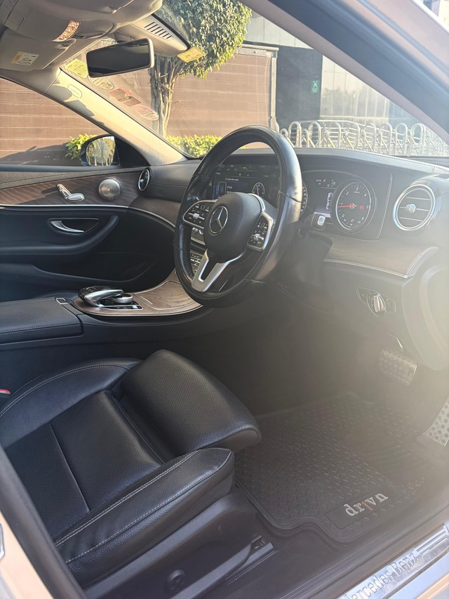 Mercedes-Benz E-Class Exclusive E 220 d BSIV Second-hand 2019 Mercedes-Benz E-Class Exclusive E 220 d BSIV for sale in New Delhi-5