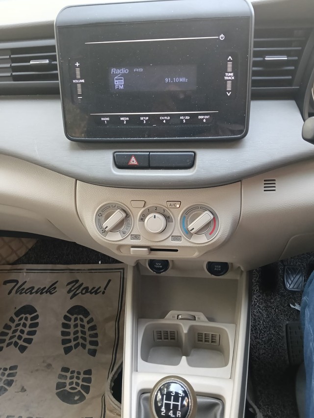 Second-hand 2022 Maruti Suzuki Ertiga VXI CNG for sale in New Delhi-10