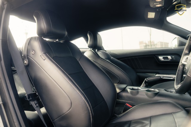 Second-hand 2017 Ford Mustang V8 for sale in New Delhi-8