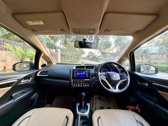 Second-hand 2016 Honda Jazz 1.2 V AT i VTEC for sale in New Delhi-10