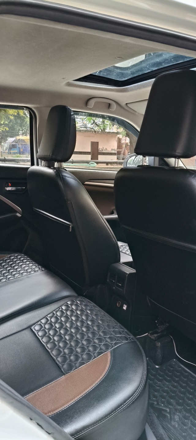 Second-hand 2022 Maruti Brezza Zxi BSVI for sale in New Delhi-4