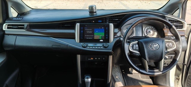 Toyota Innova Crysta 2.4 G MT Second-hand 2020 Toyota Innova Crysta 2.4 G MT for sale in Surat-15