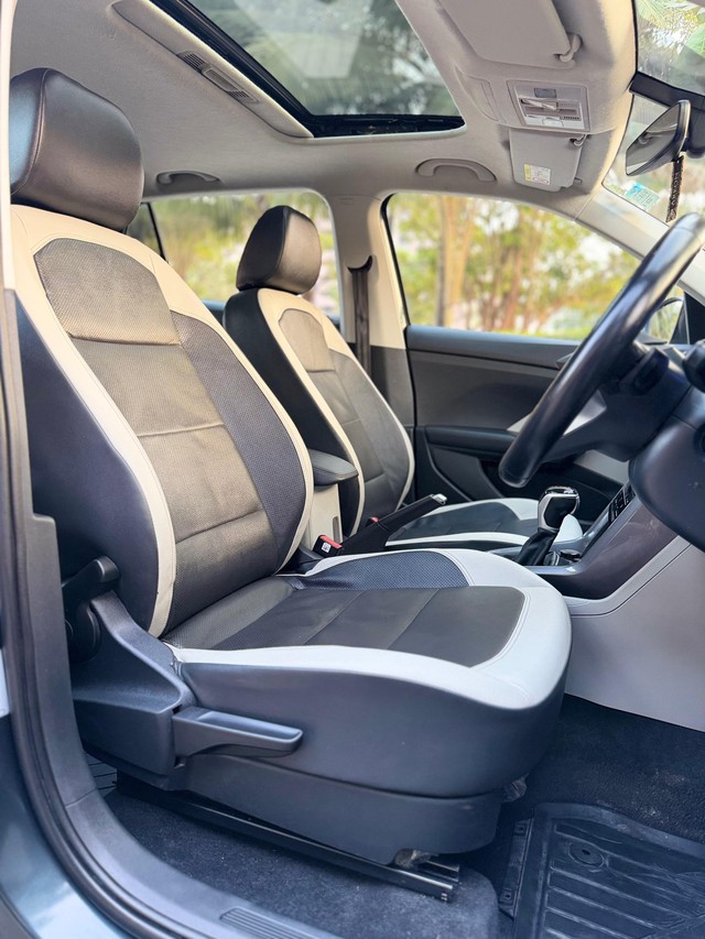 Second-hand 2022 Volkswagen Taigun 1.0 TSI Topline AT BSVI for sale in Surat-13