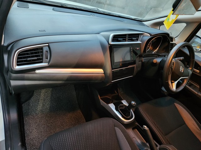 Second-hand 2019 Honda WR-V i-VTEC VX for sale in New Delhi-4