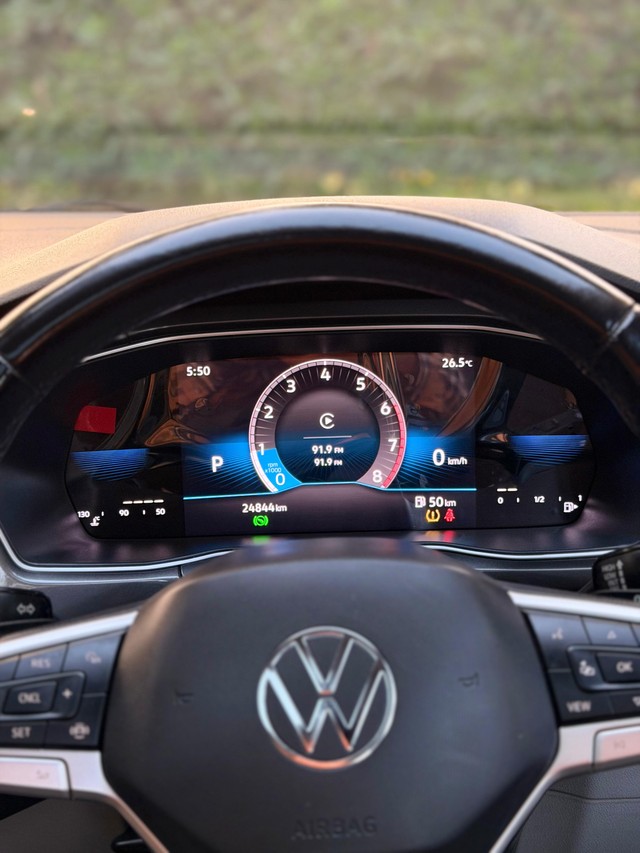 Second-hand 2022 Volkswagen Taigun 1.0 TSI Topline AT BSVI for sale in Surat-6