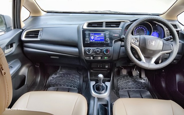 Second-hand 2017 Honda Jazz 1.2 SV i VTEC for sale in New Delhi-8