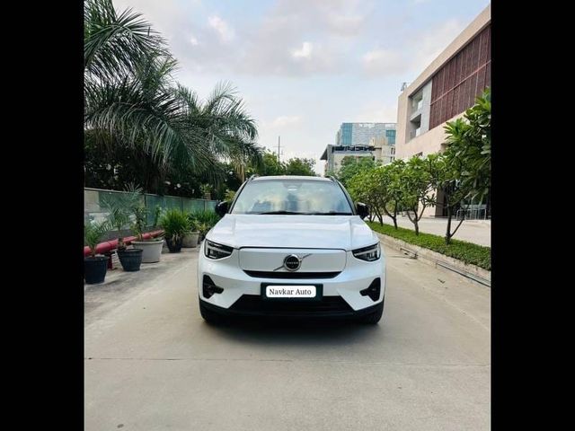 Volvo XC40 बी4 Ultimate बीएस6 Second-hand 2023 Volvo XC40 बी4 Ultimate बीएस6 for sale in Ahmedabad