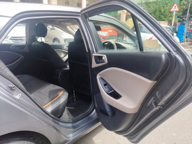 Second-hand 2017 Hyundai i20 Sportz 1.2 for sale in Kolkata-16