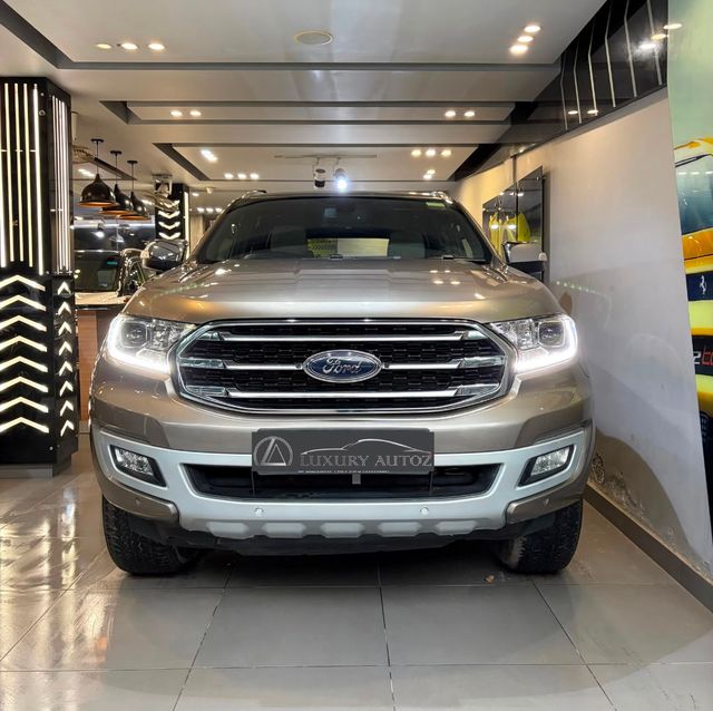Second-hand 2020 Ford Endeavour Titanium Plus 4X4 for sale in New Delhi